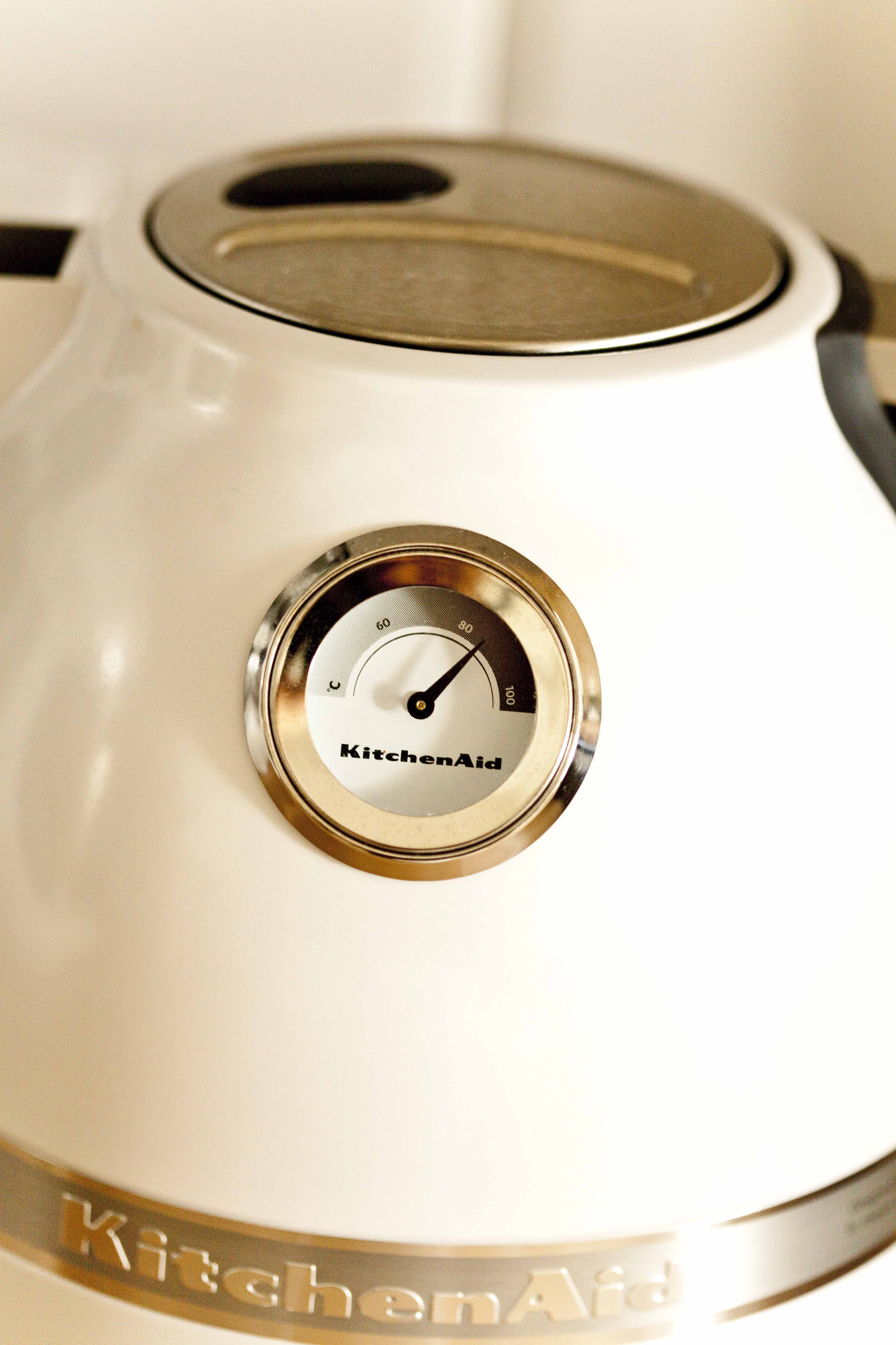 Ma bouilloire Kitchenaid avec thermostat  Bouilloire, Kitchenaid, Tout  pour la cuisine
