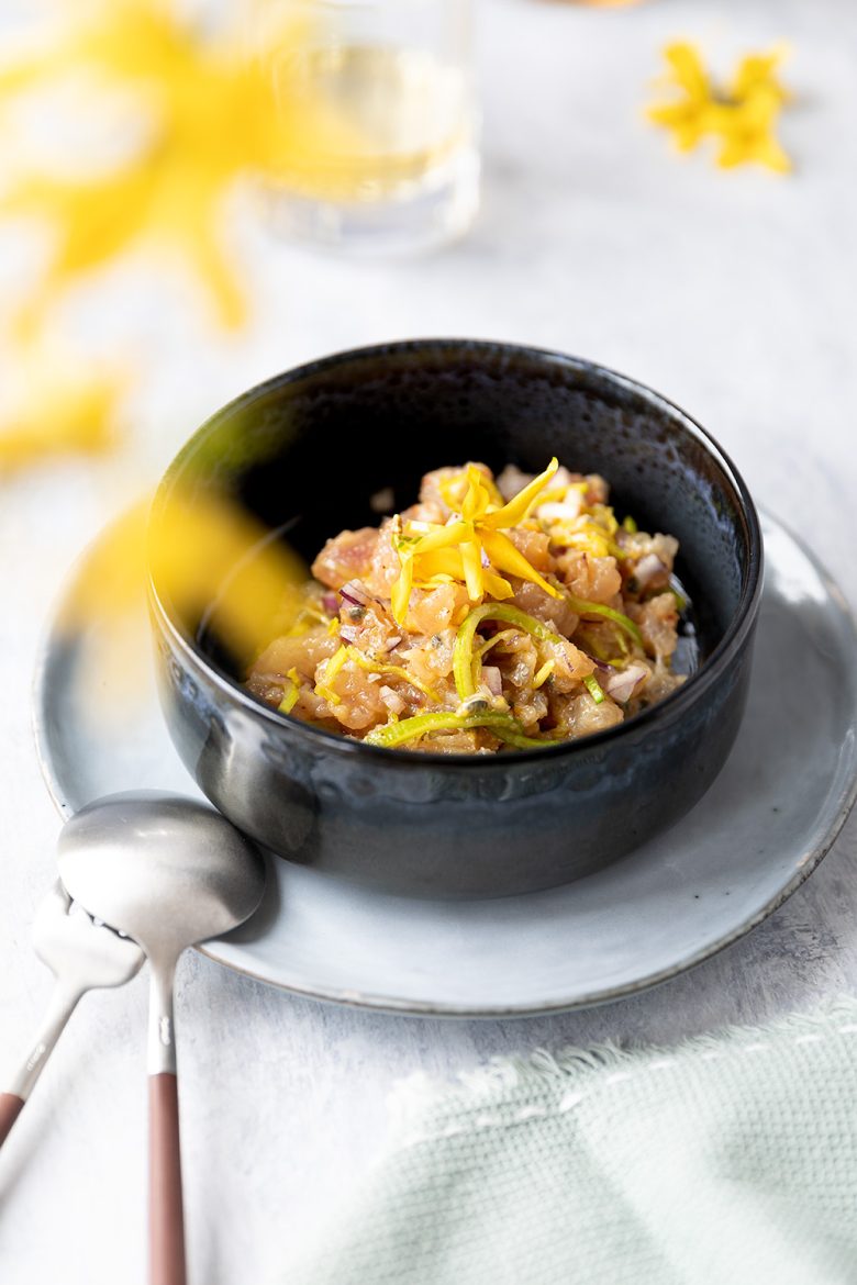 Le ceviche de thon au fruit de la passion, une recette facile et rapide. 
