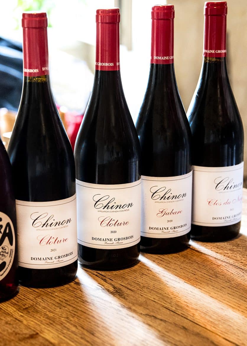 Trois expressions des vins AOC Chinon, avec les cuvées Clôture, Gabare et Clos du Noyer du Domaine Grosbois.