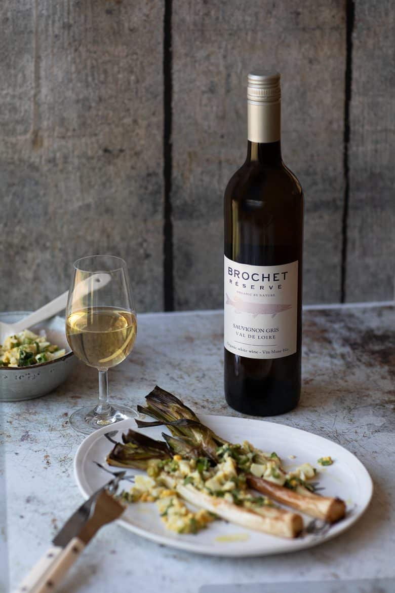 Vin blanc Sauvignon gris Brochet Réserve du domaine Ampelidae pour accompagner les poireaux rôtis au four. 