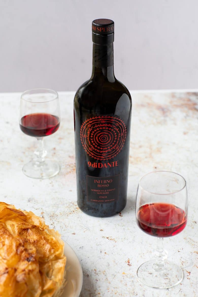 Vermouth Inferno Rosso de 9 di Dante pour un accord met vin avec la croustade Gasconne
