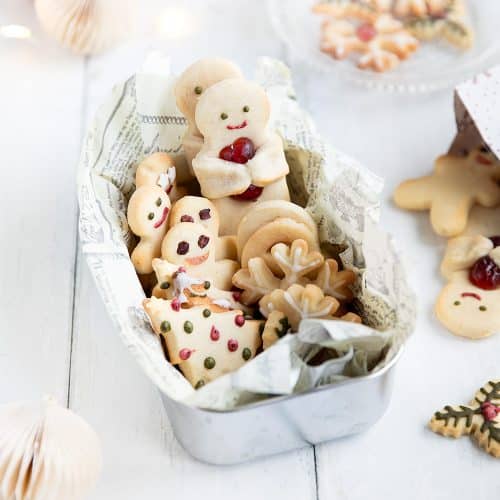 Recette facile de biscuits sablés de Noël au beurre ou Bredele alsaciens au beurre